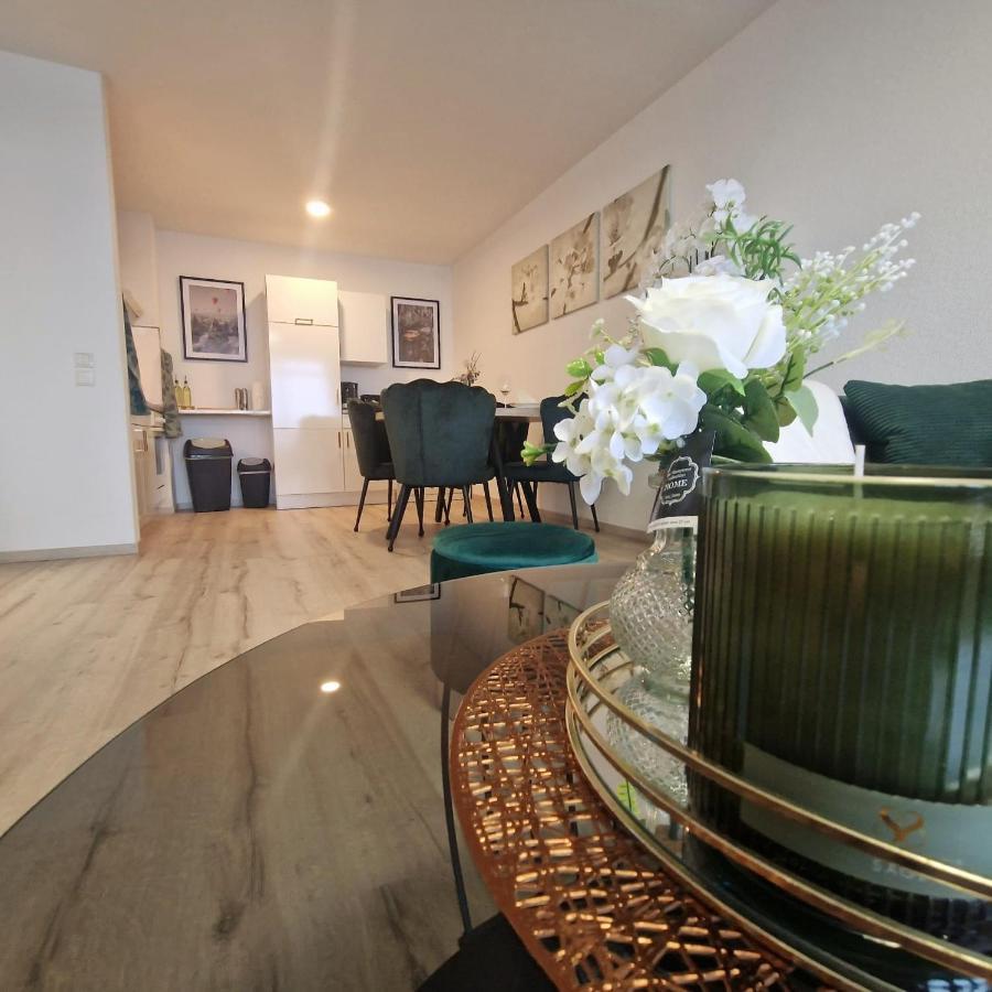 Apartment Mit Meerblick In *